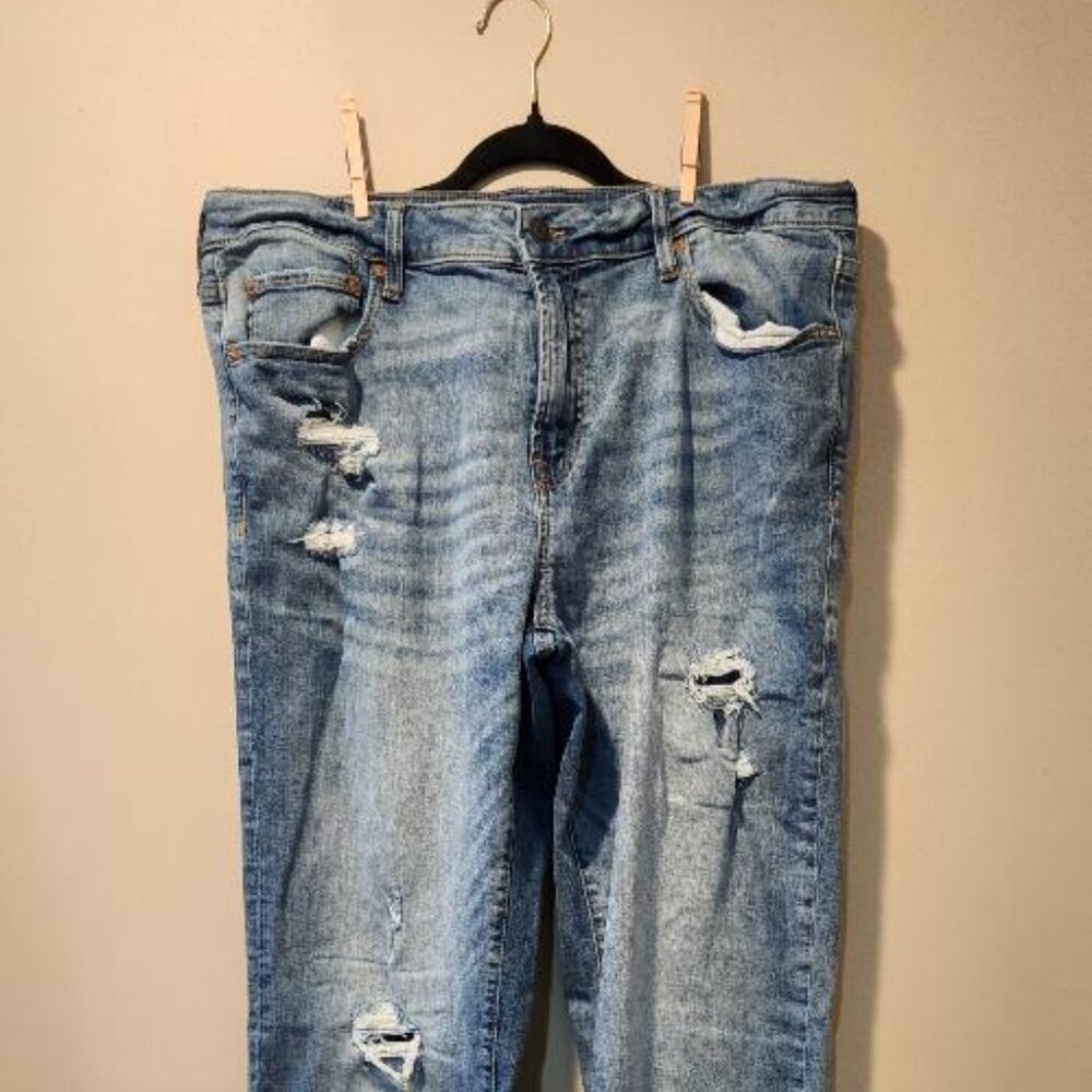 Aeropostale Men's Distressed Athletic Skinny Jeans
